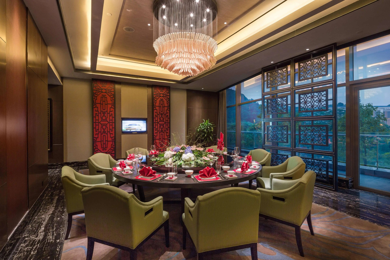 DoubleTree by Hilton Guangzhou Science City-Free Shuttle Bus Service During Canton Fair Period