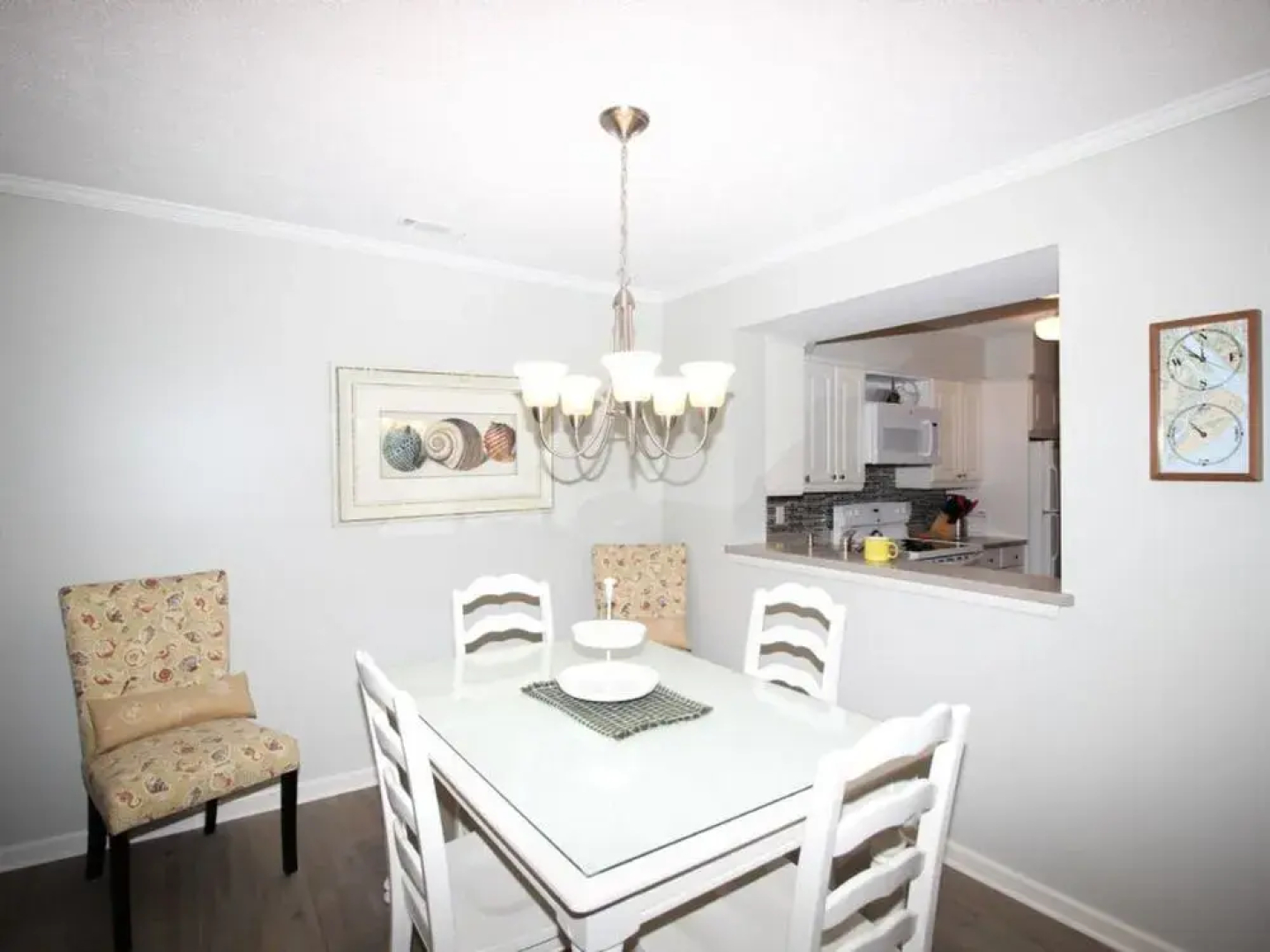 31 Springwood Villa 2 Br villa by RedAwning