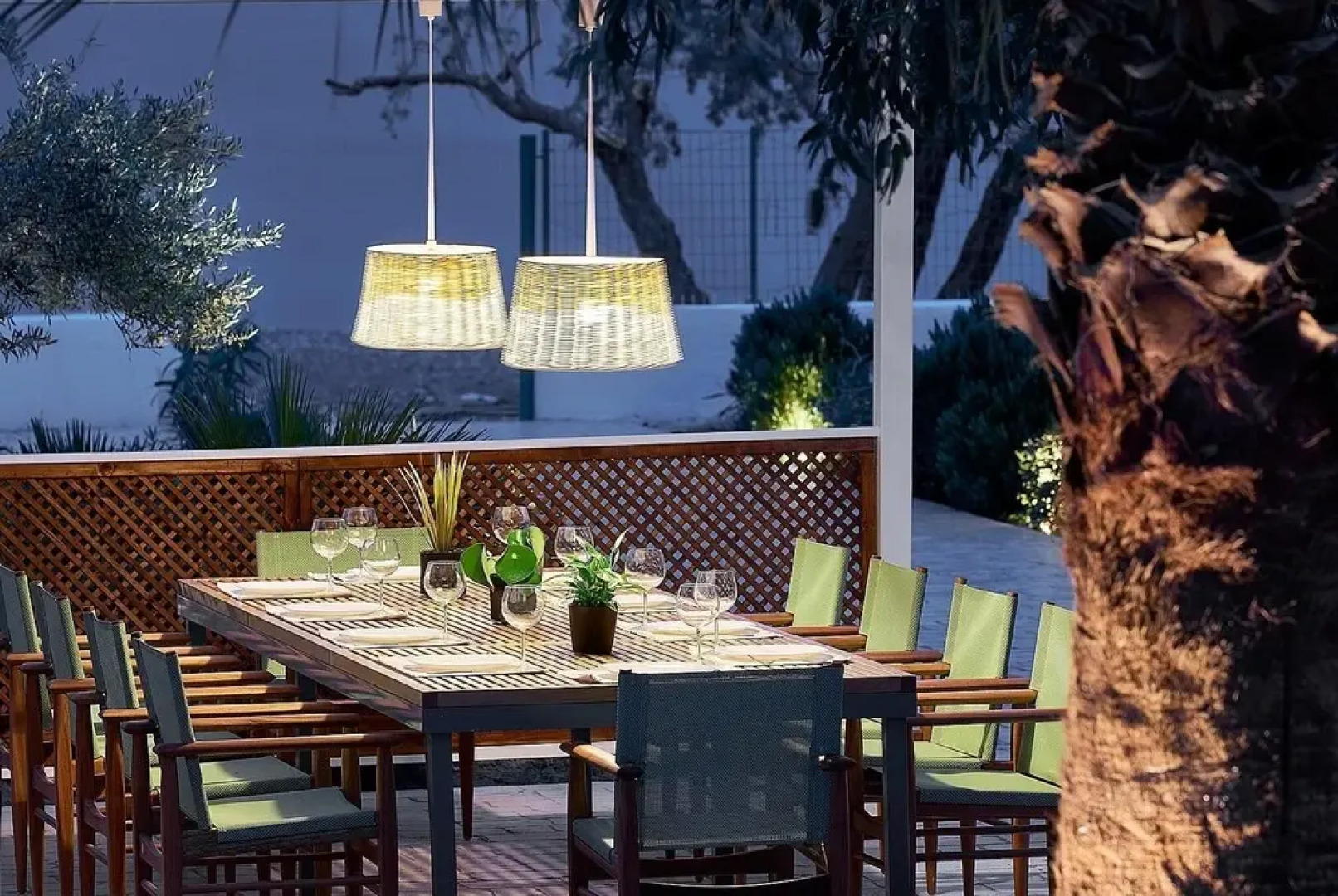 Seafront Villa With Private Pool and Kids Playground 300m From Restaurants