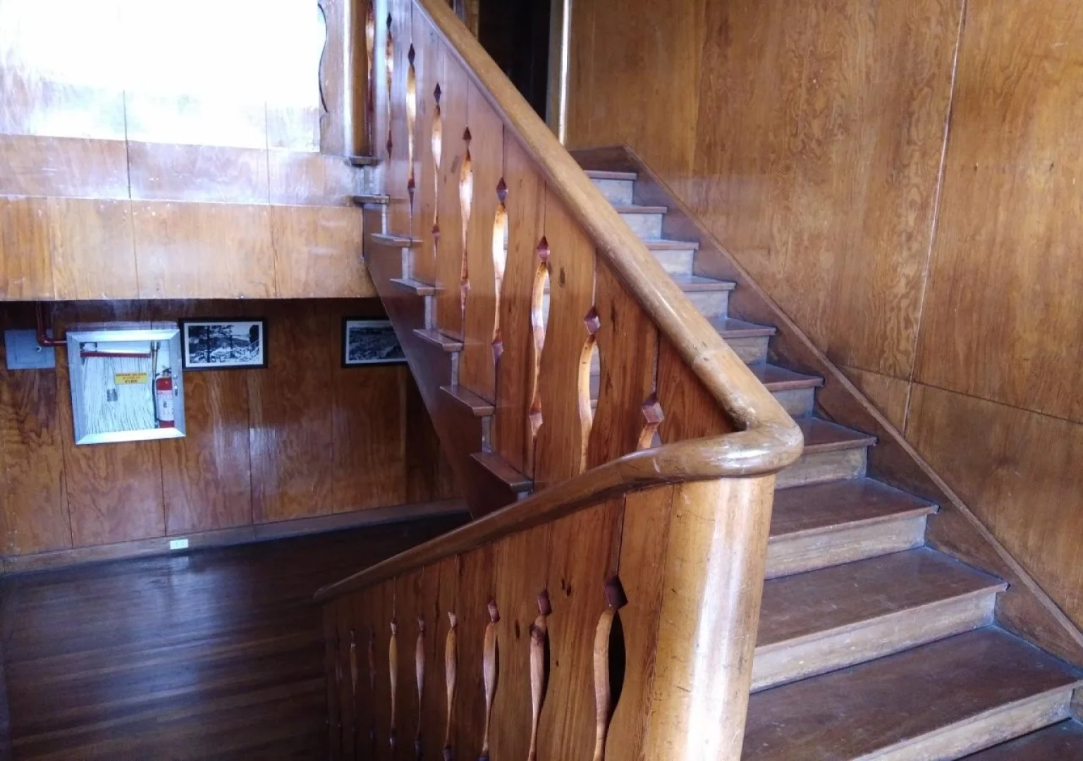 Log Cabin Hotel-Baguio