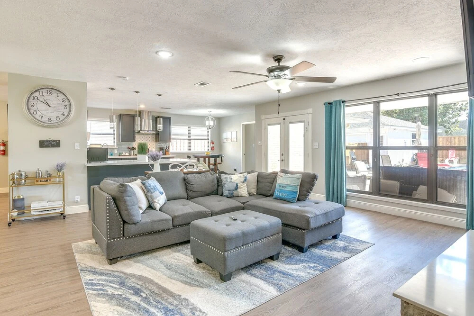 Seabrook Getaway: 5 Mi to Nasa Control Center!