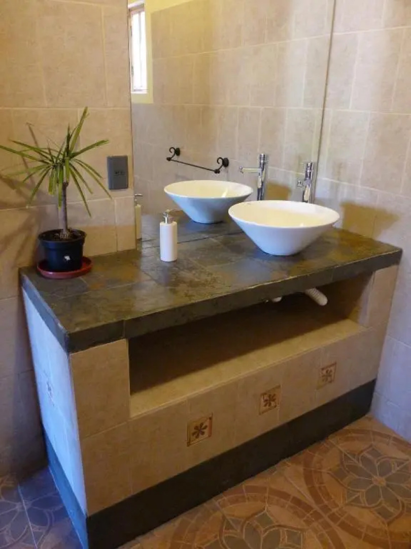 Hostal y Cabañas Renta House San Pedro