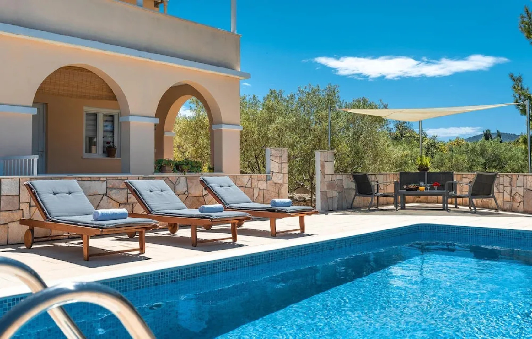 Stunning Home in Vela Luka With Wifi and 4 Bedrooms