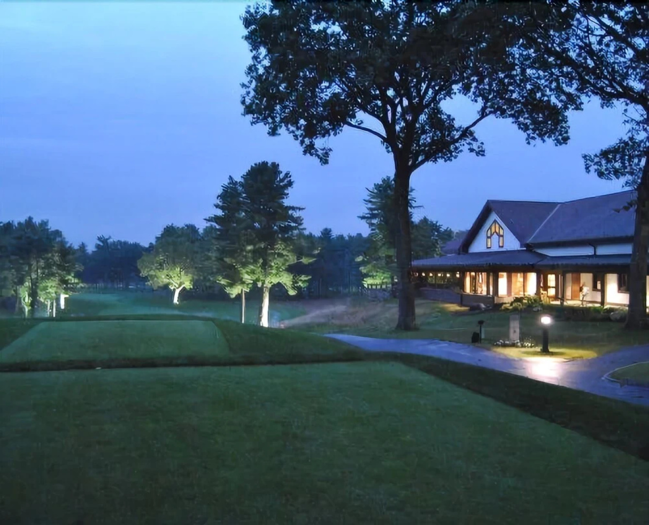 The Lodge at The International