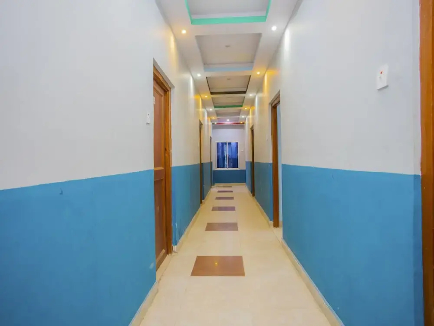 OYO 308 Hotel Shubham