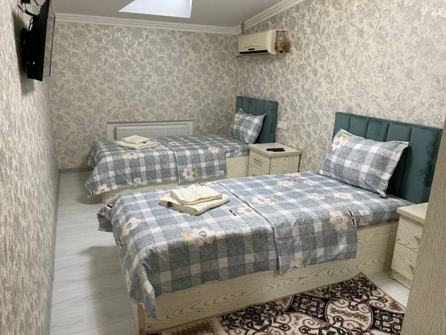 Ayusha home Guest House