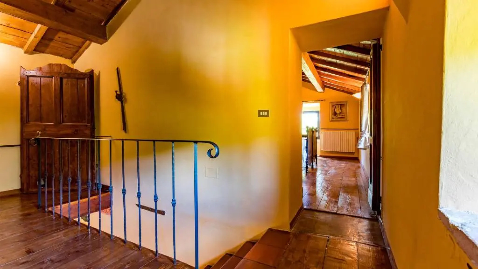 PIEVE DEL BORGO 6&2, Emma Villas