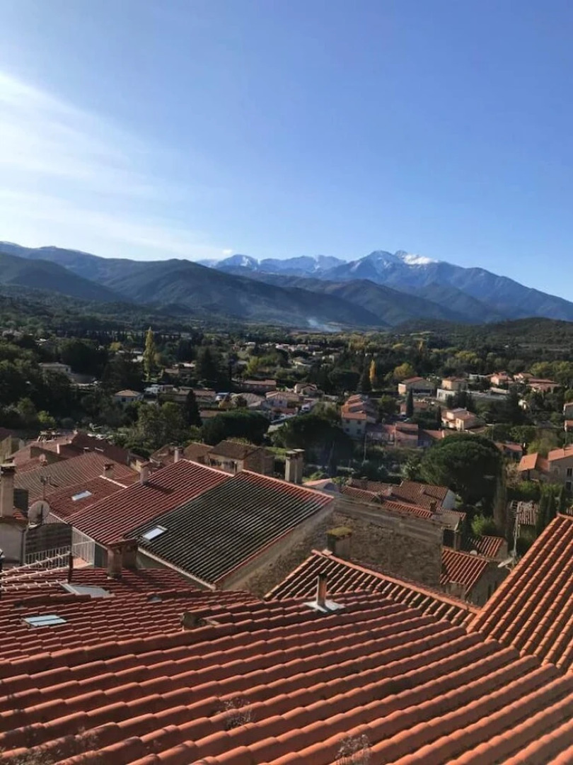 House With 2 Bedrooms in Rodès, With Wonderful Mountain View and Furnished Terrace