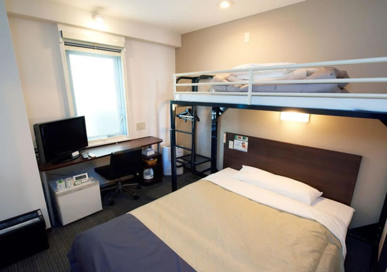 Super Hotel JR Fujiekimae Kinenkan