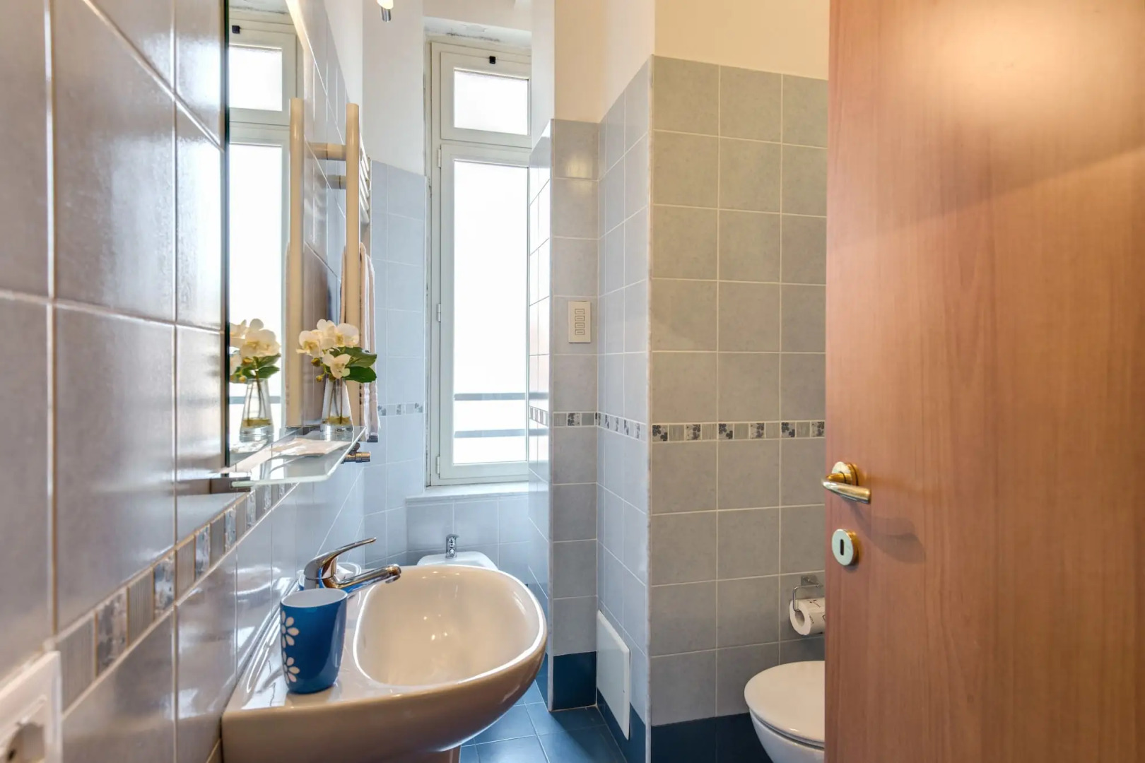 Bon Ton Design Rooms by DOT Suites