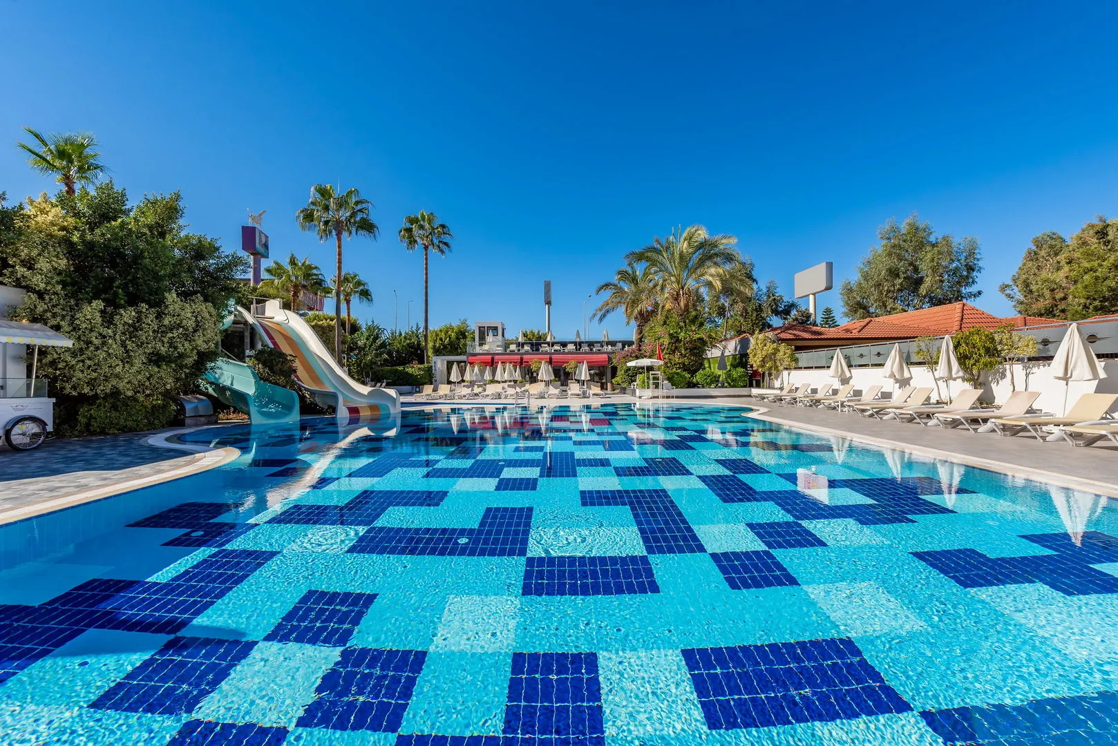 White City Beach - Adults Only
