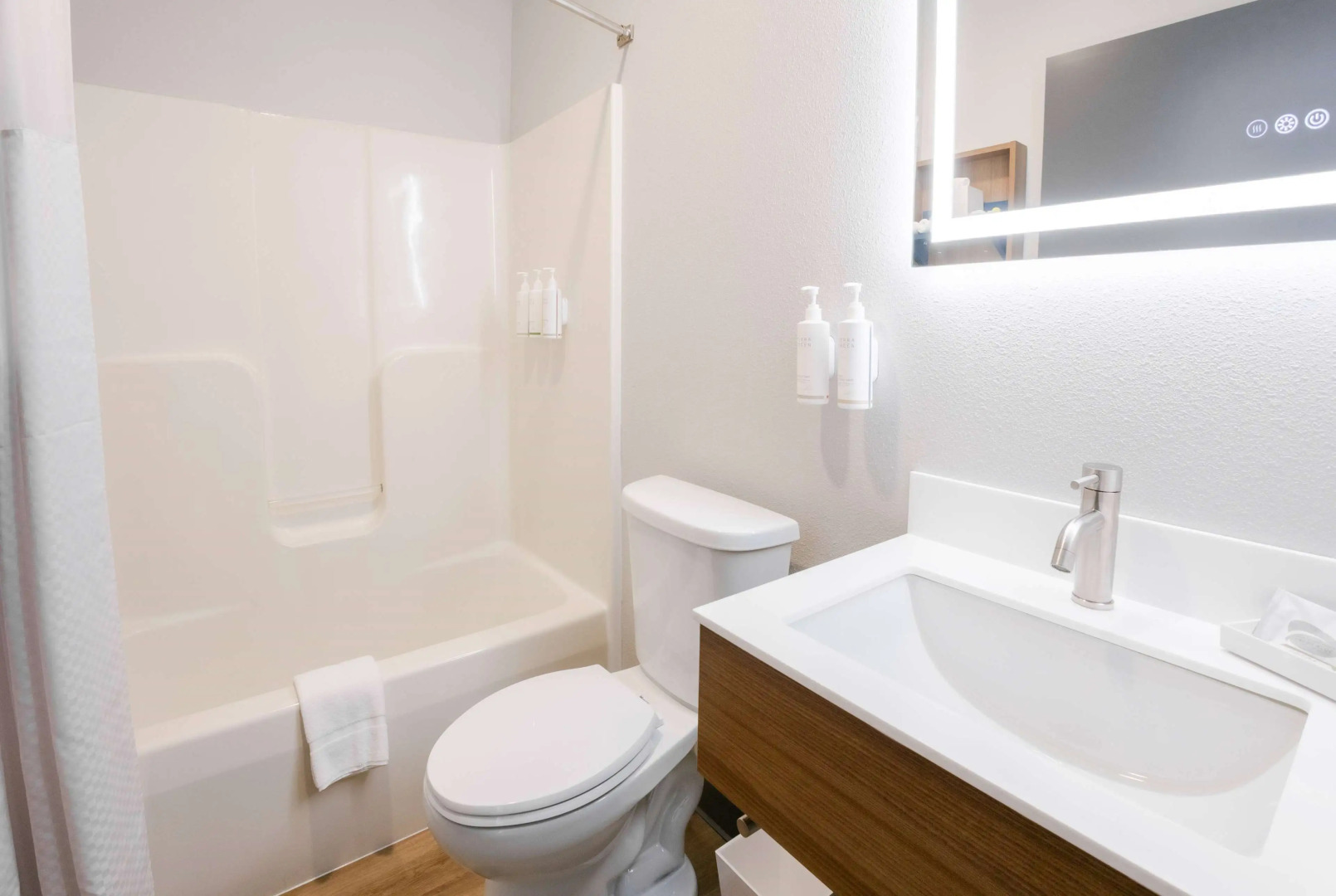 Microtel Inn & Suites by Wyndham Springville