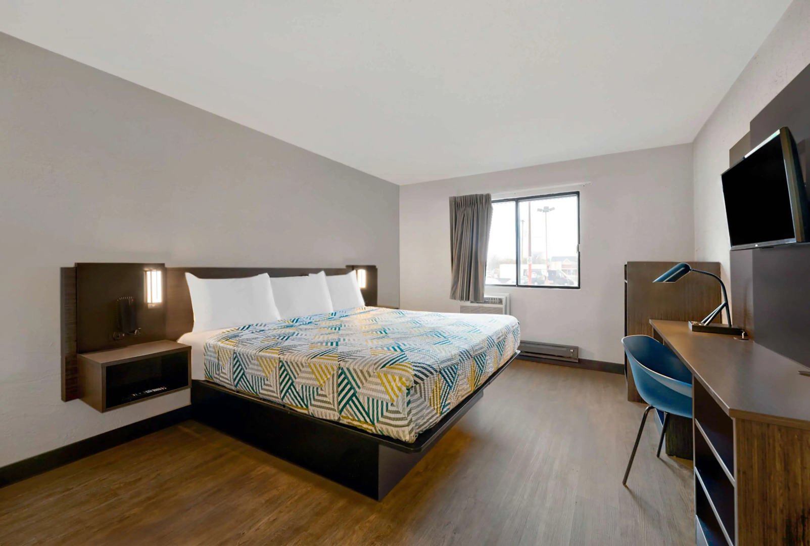 Motel 6 Oak Creek, WI