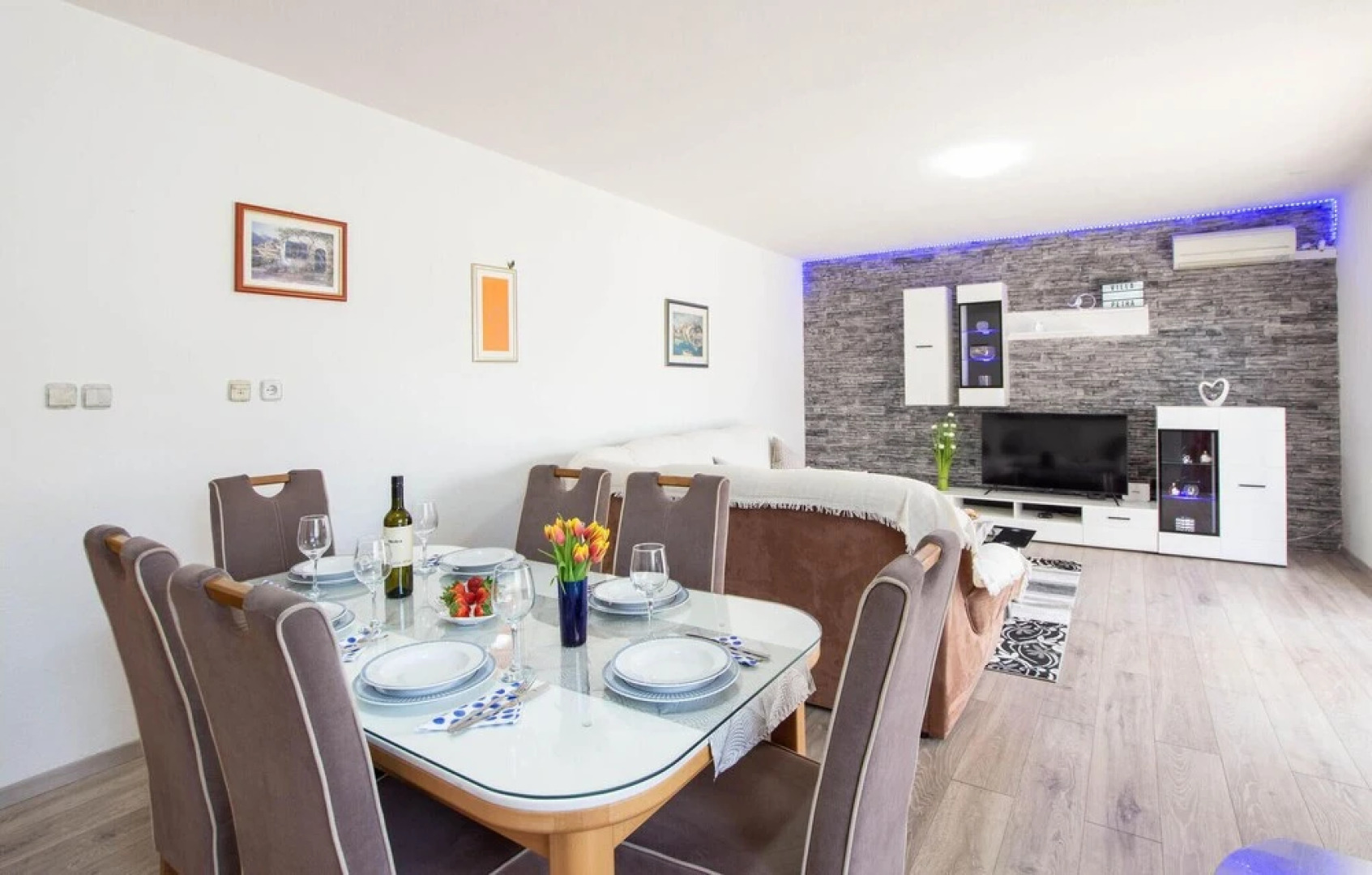 Stunning Home in Dugopolje With Outdoor Swimming Pool, Wifi and 2 Bedrooms