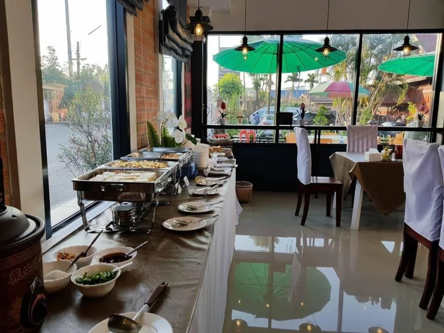 Dongsay Hotel Thakhek