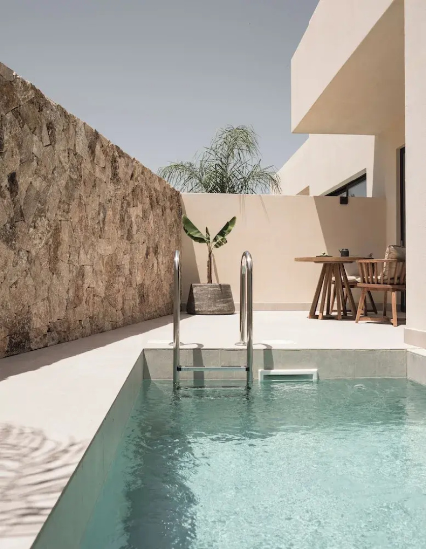 Seven Rocks Suites