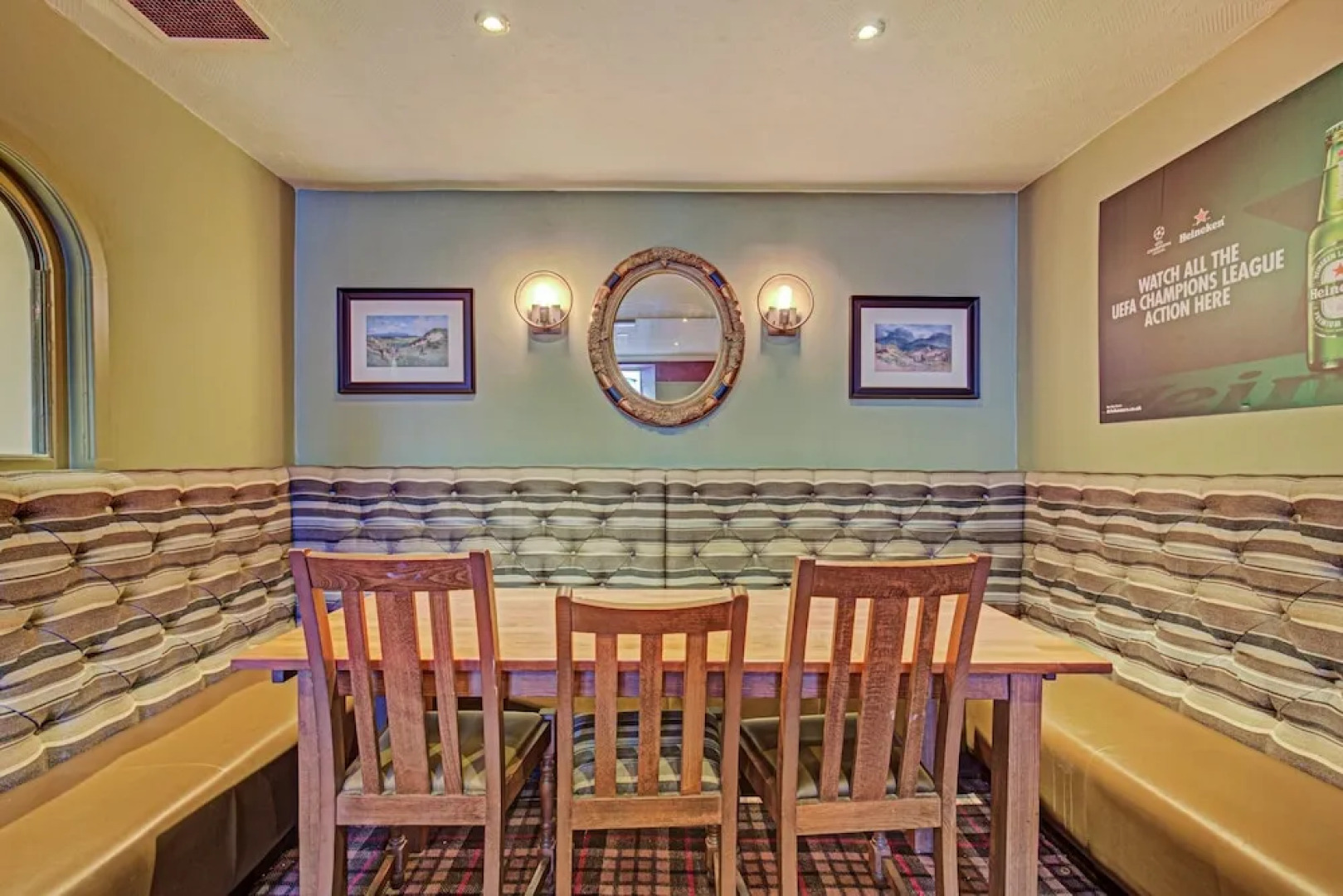 The Kinloch Arms Hotel