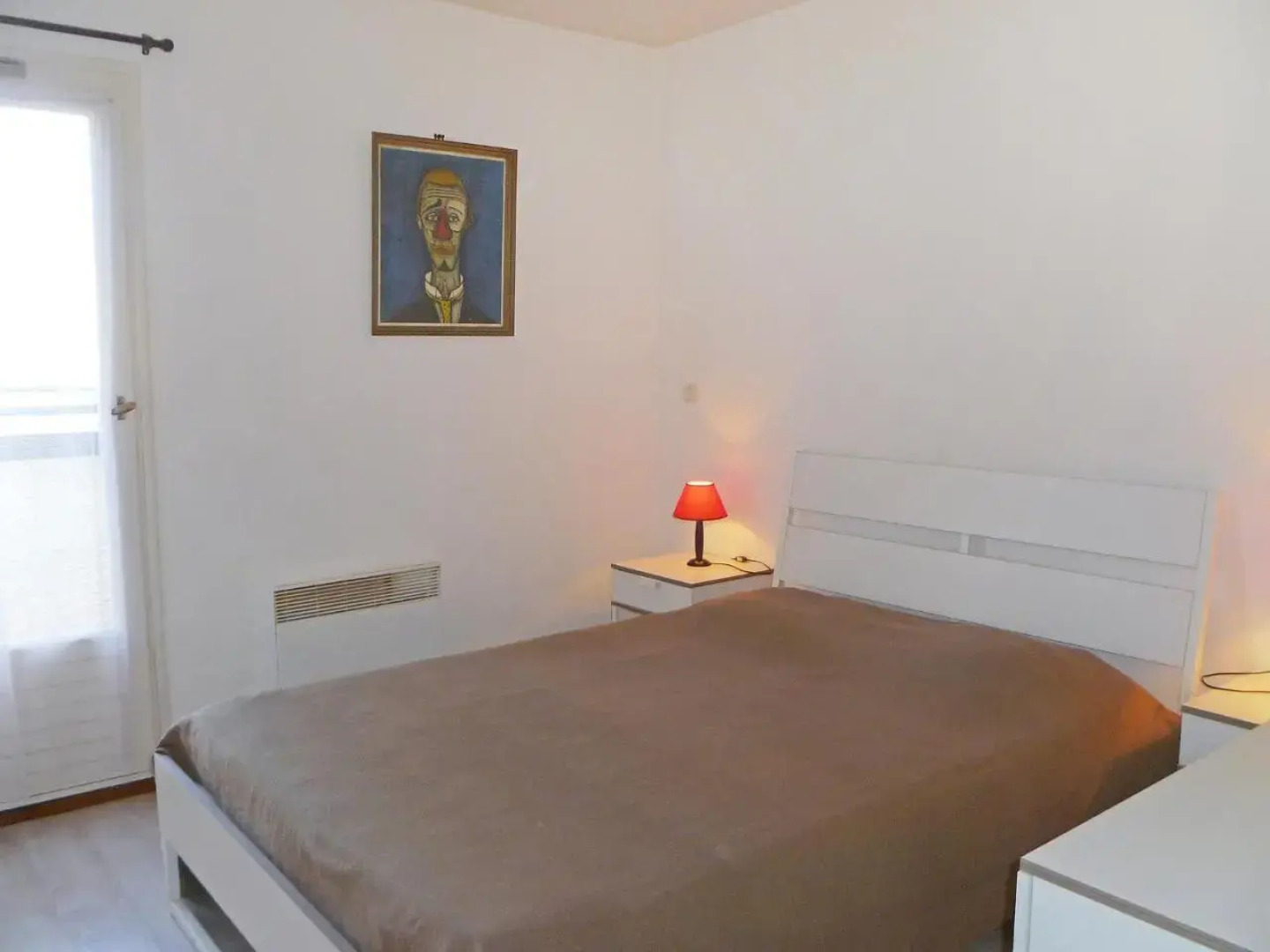 Studio 2 + 2 dans résidence avec piscine