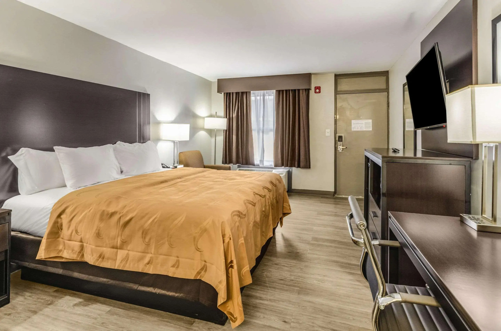 Quality Inn Bristol Pinnacle Area