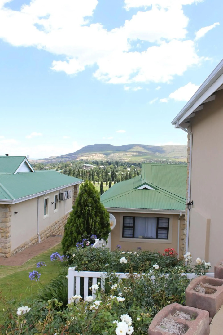 Sunbird Haven Self-Catering Sleeps 8