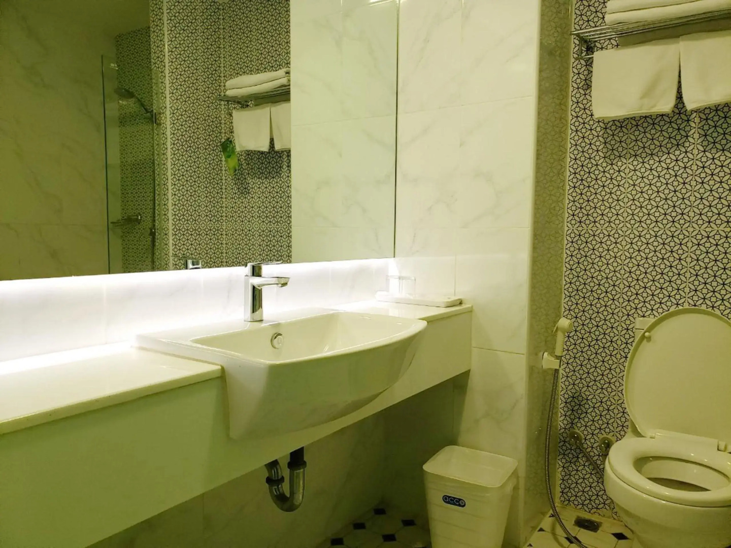 Chiangkhong Teak Garden Riverfront Onsen Hotel