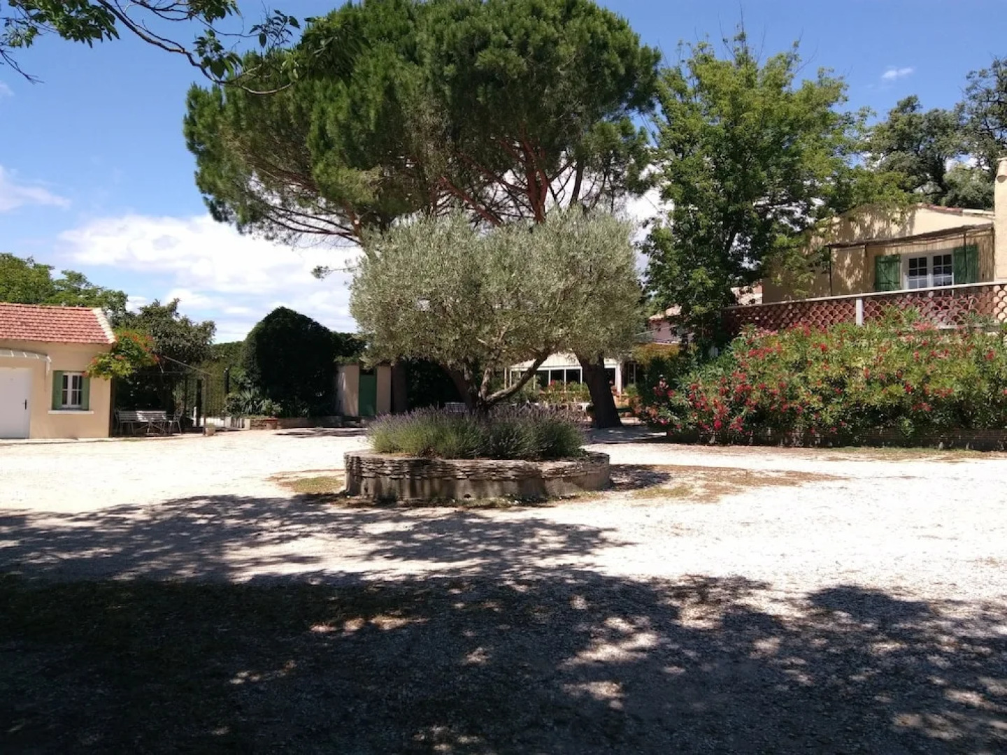 Hôtel Le Chêne Vert