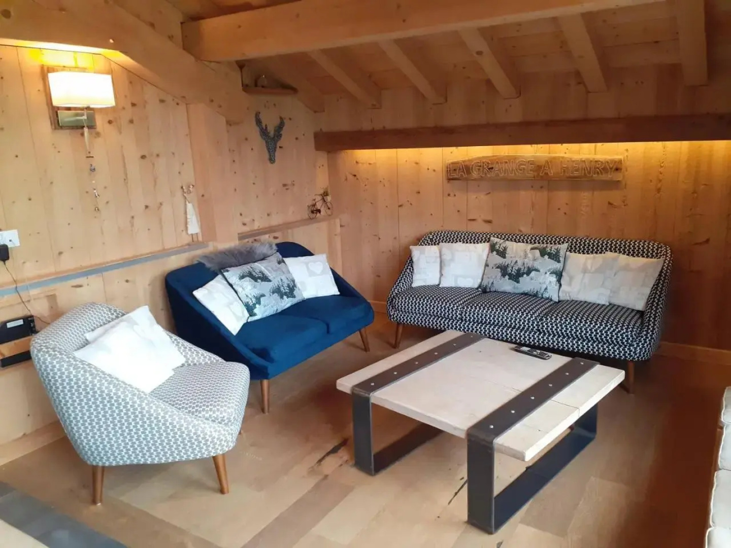 Chalet ''la grange à Henry'' jusqu'à 9 personnes