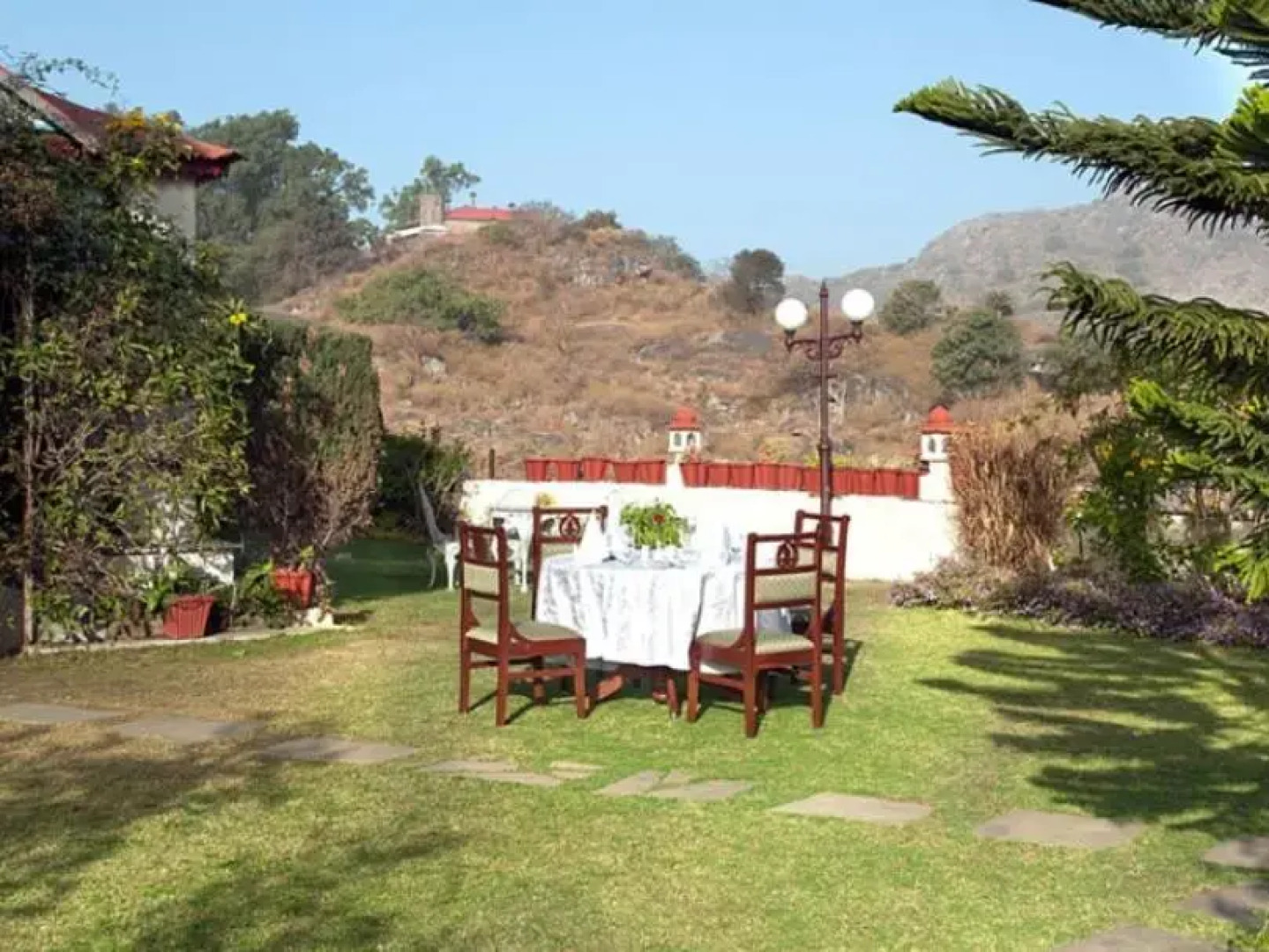 Hotel Sunrise Palace By Sky Stays