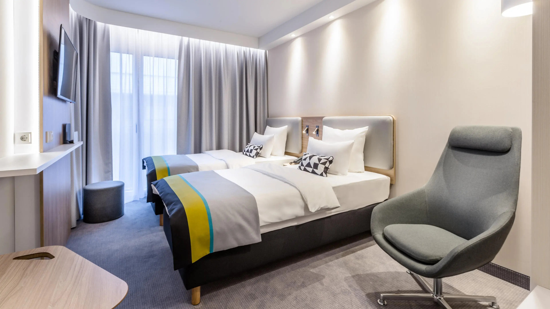 Holiday Inn Express Wuppertal - Hauptbahnhof by IHG