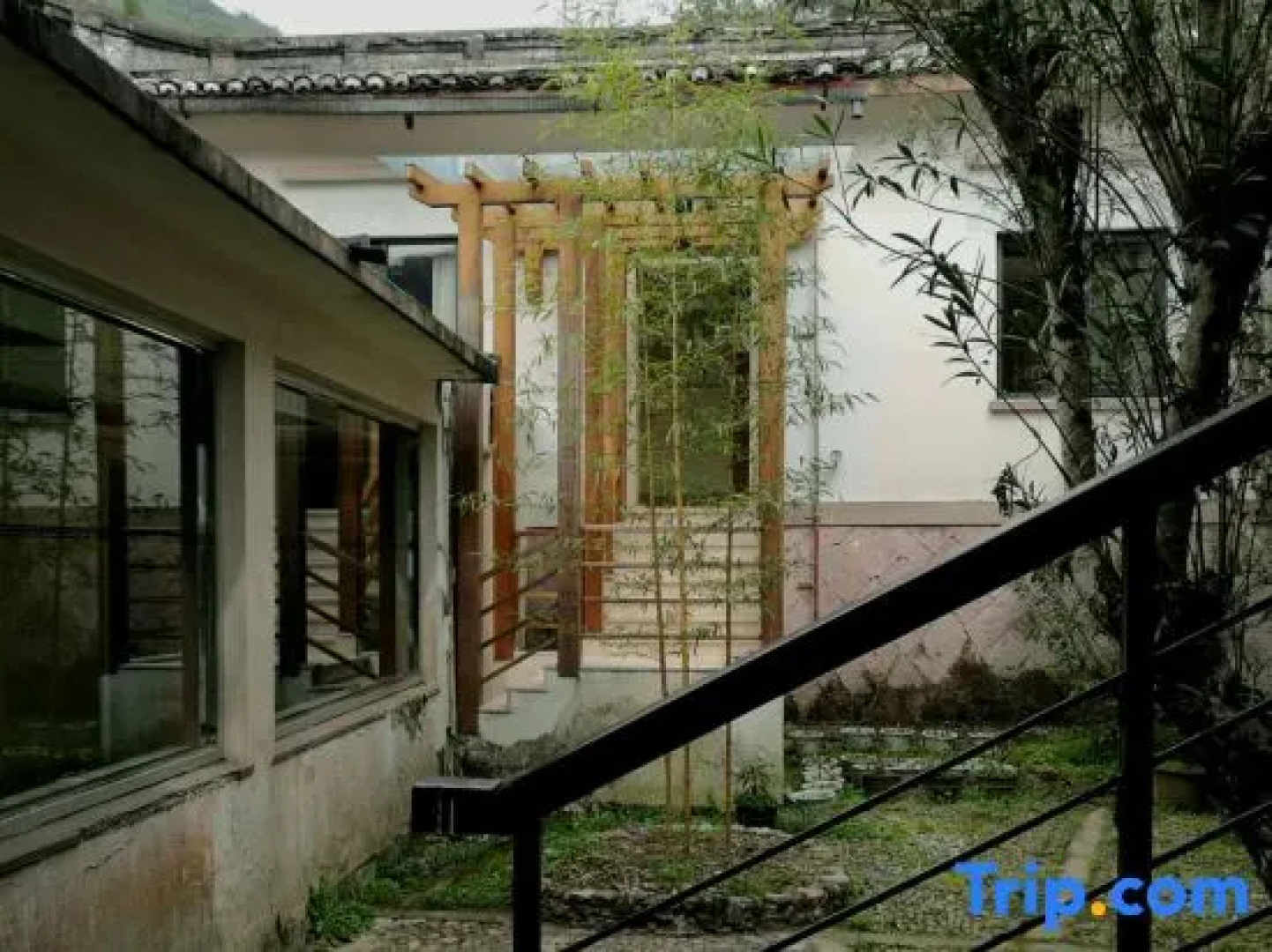 Tiantai Hot Spring Resort