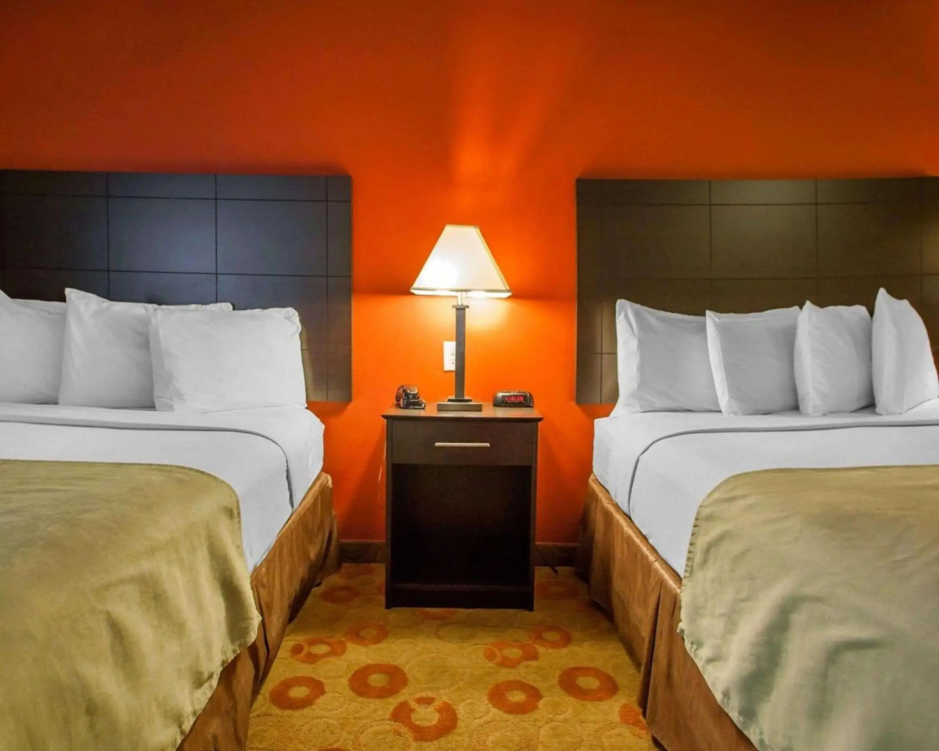 Suburban Studios Cedar Falls