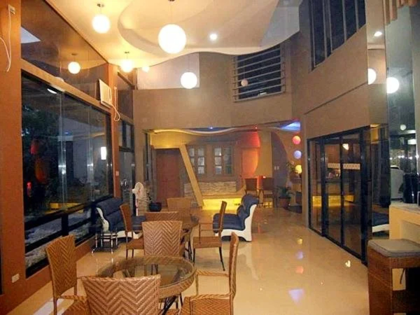 Malachi Hotel And Resort