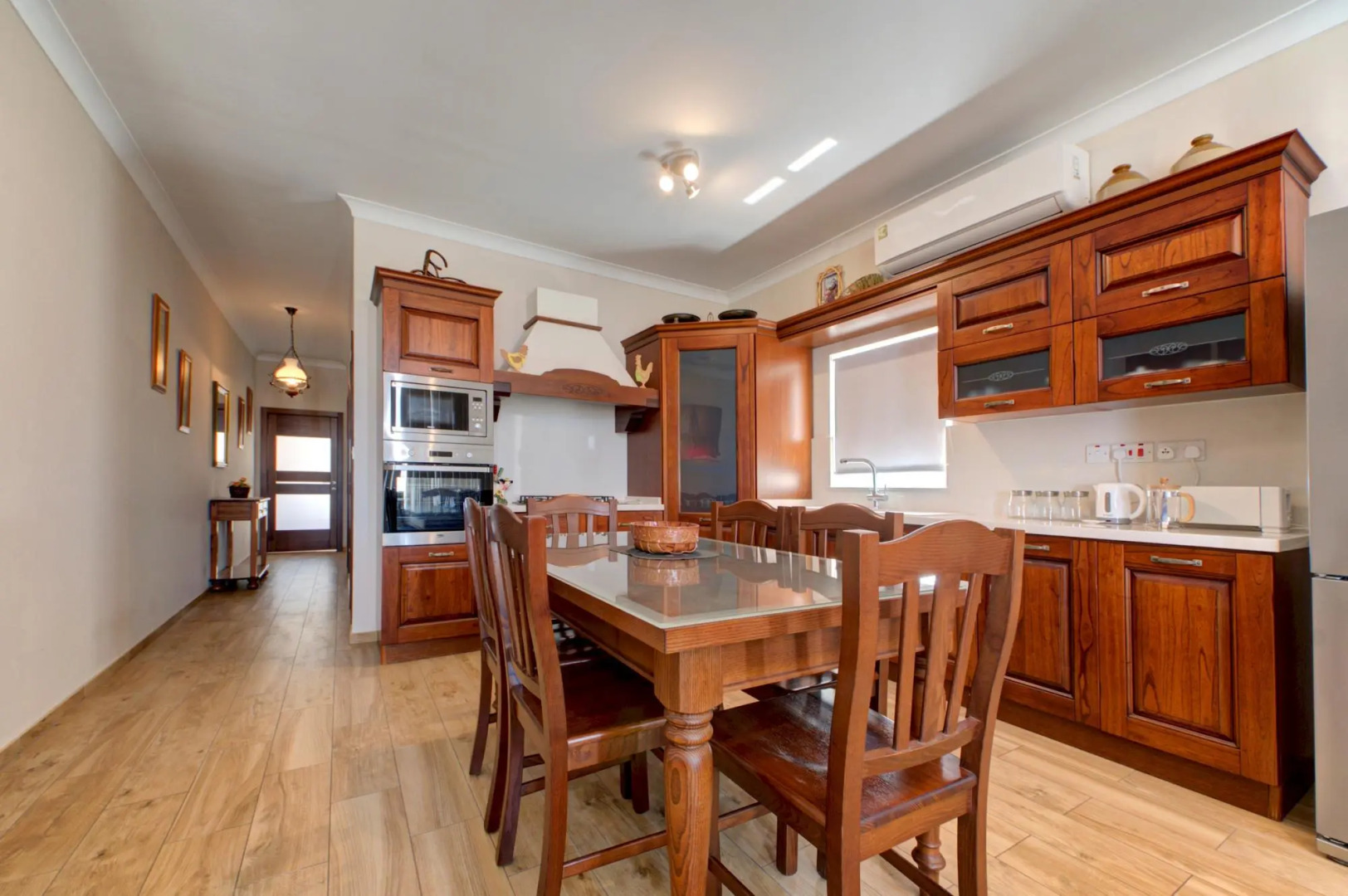 Modern Seaside 2 BR APT w Spectacular Views