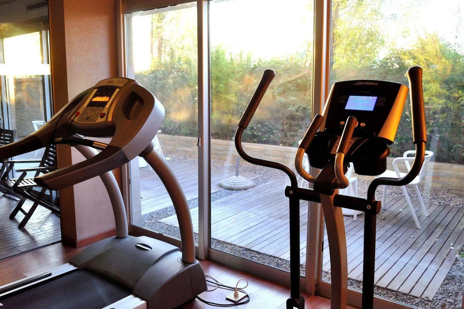 Costa Colonia - Riverside Boutique Hotel