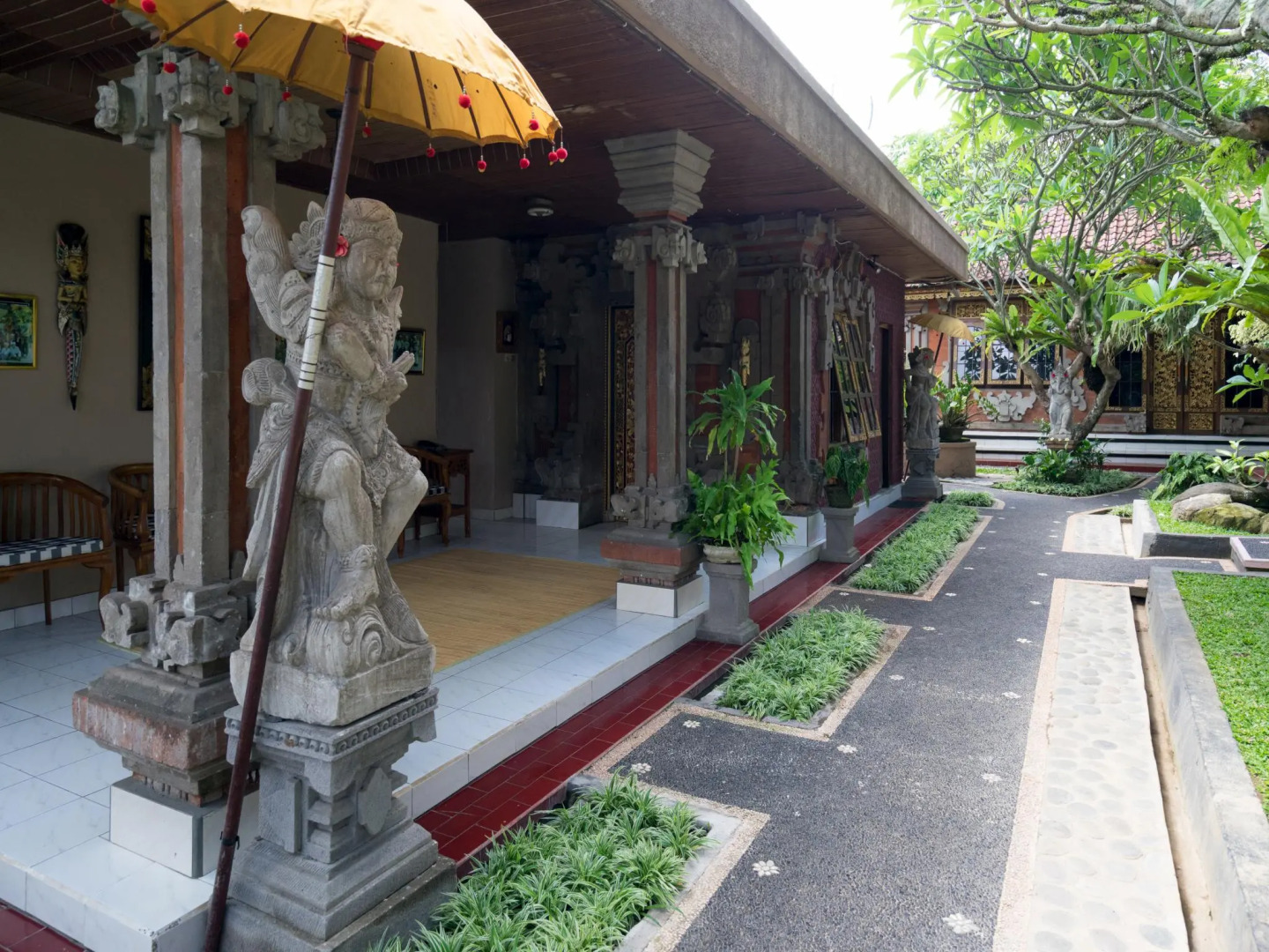 Nuaja Balinese Guest House