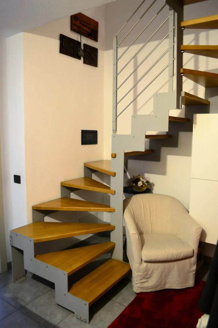 Appartamento Vista Lago Red & Grey