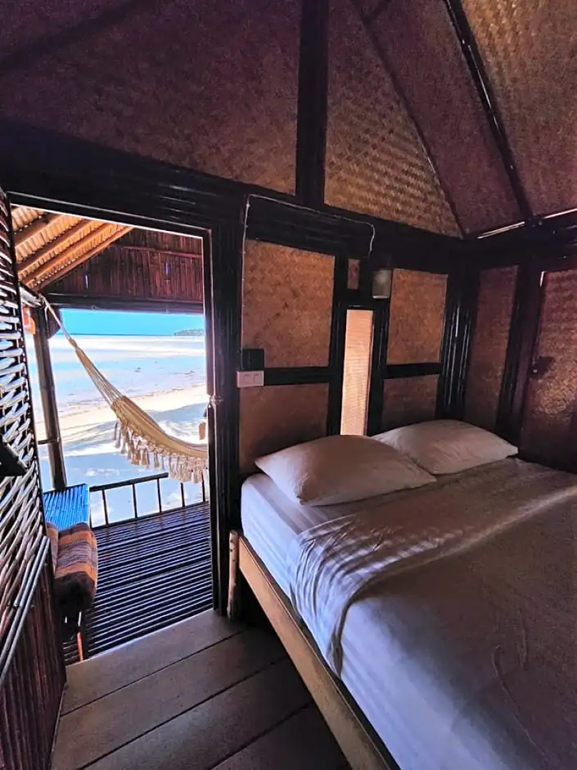 Castaway Beach Bungalows