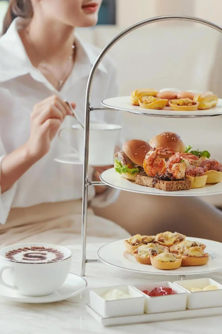 Sheraton Grand Danang Beach Resort & Spa