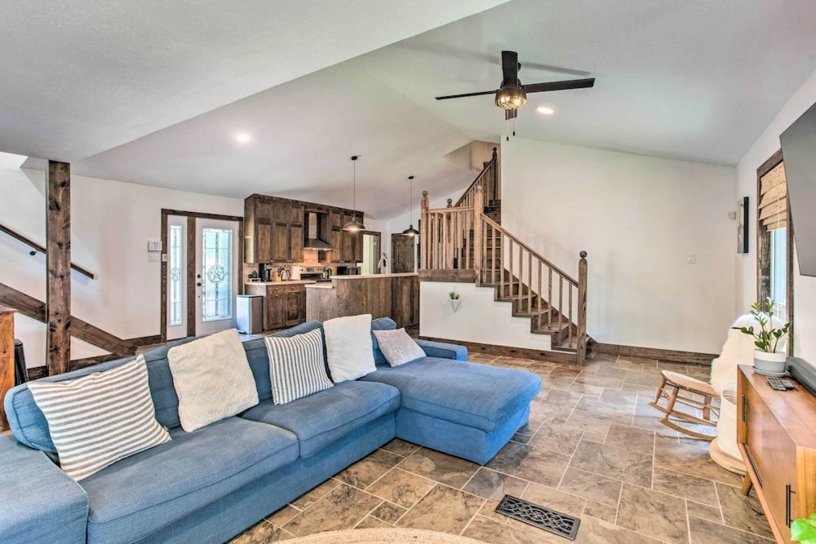 Tool Waterfront Home w/ Hot Tub & Fire Pit!