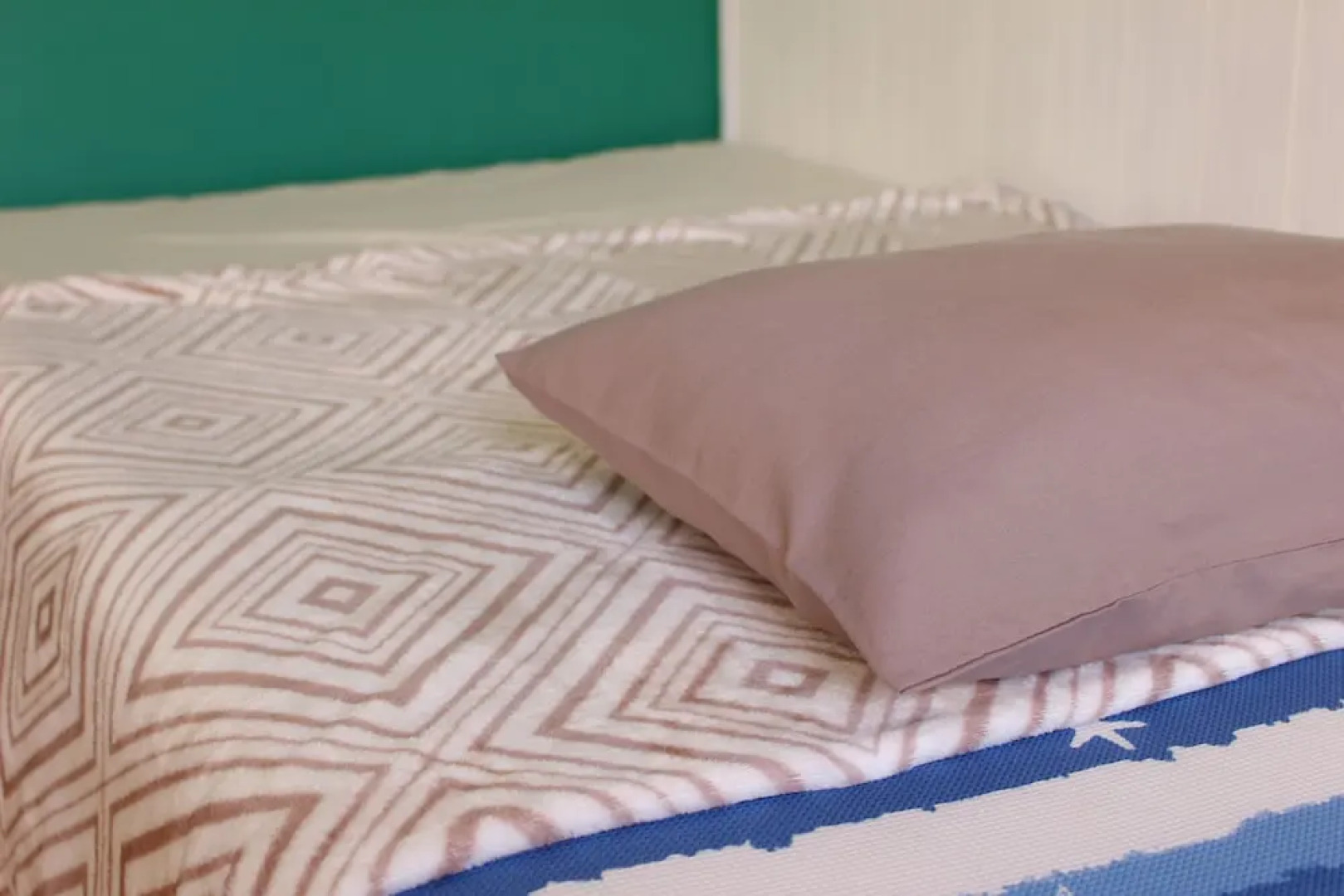 Okinawa Guest House P's House - Hostel