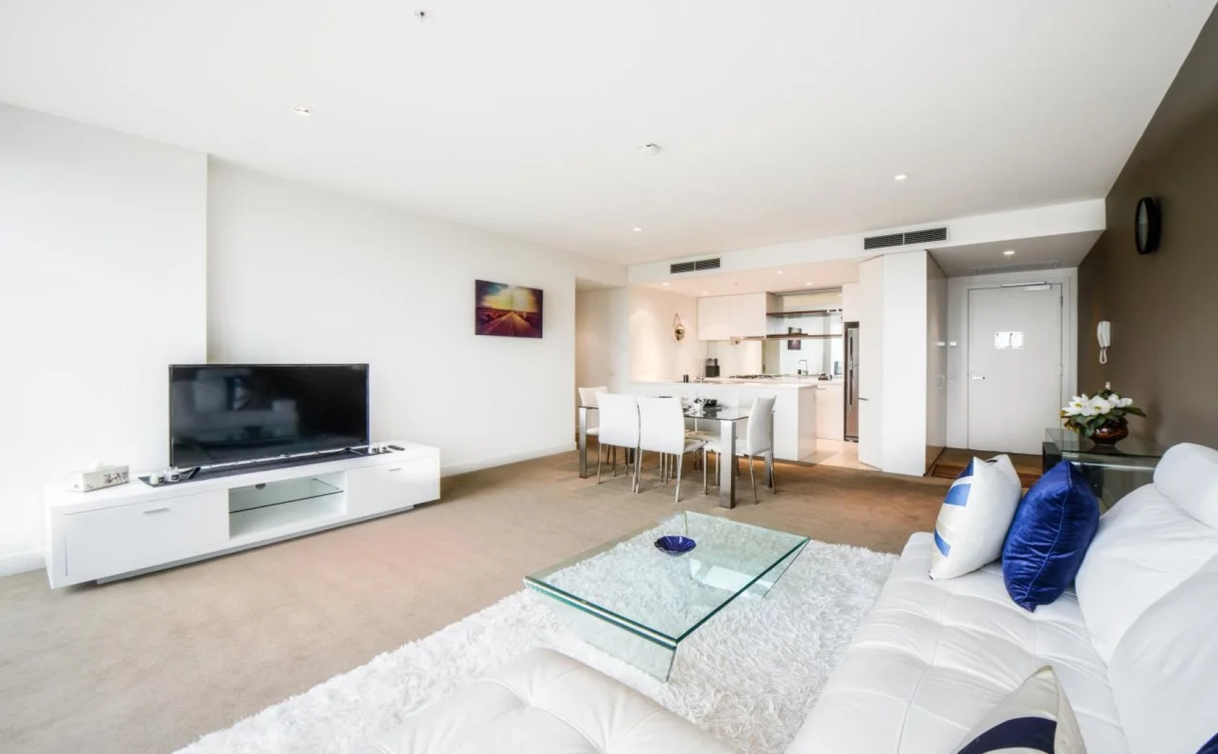 UrbanMinder @ Freshwater Place