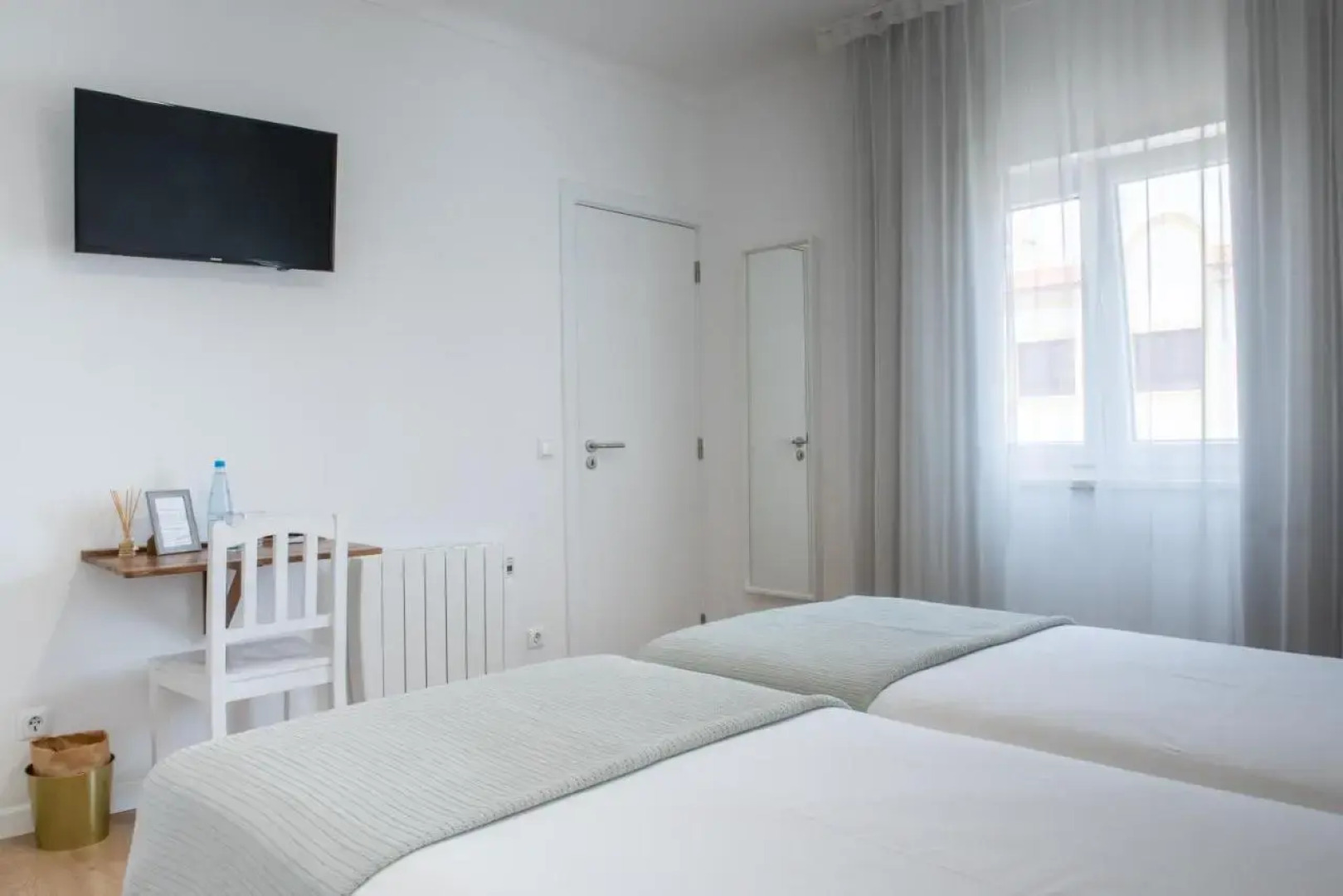 Raminhos Guest House