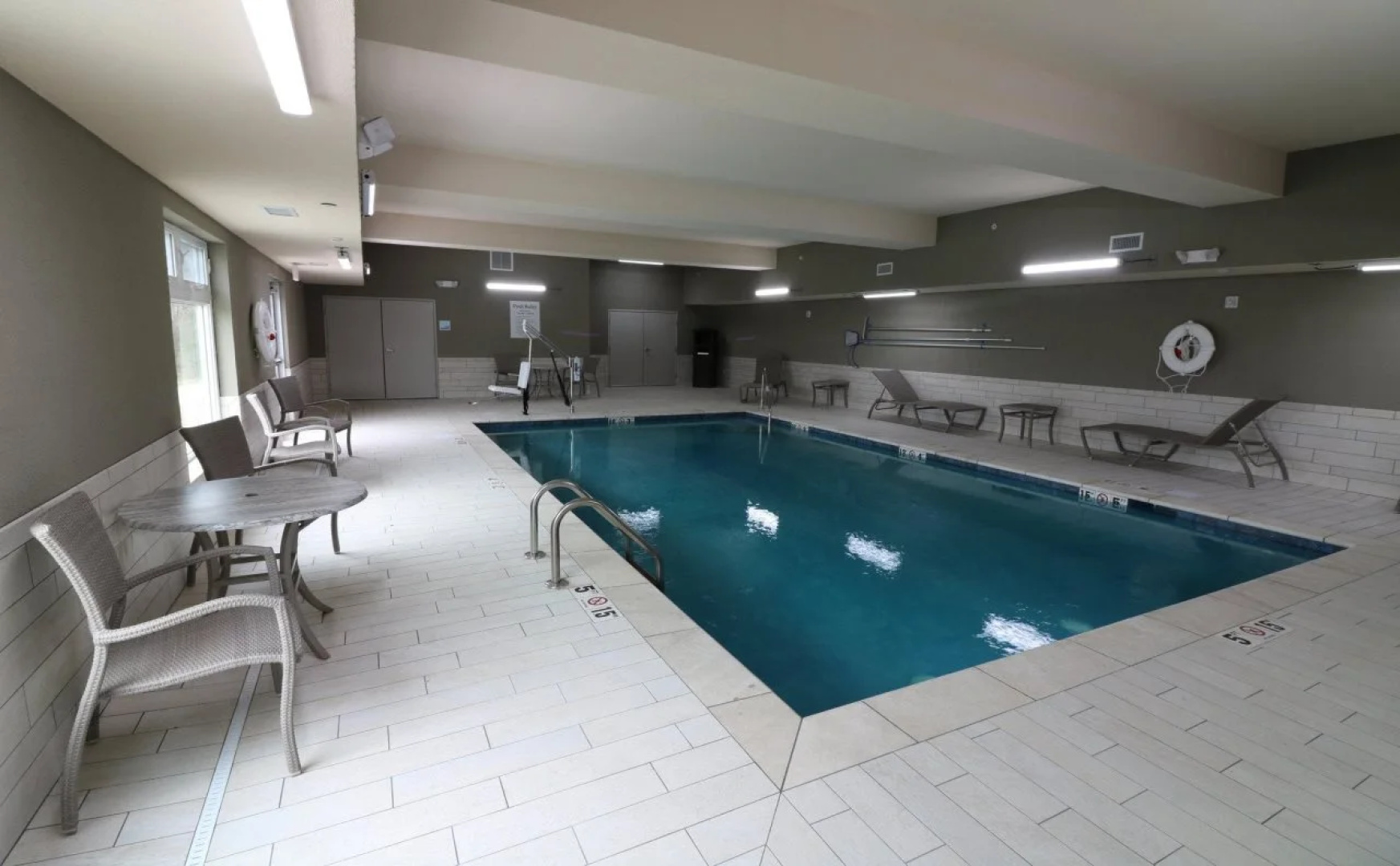 Holiday Inn Express & Suites Coffeyville by IHG
