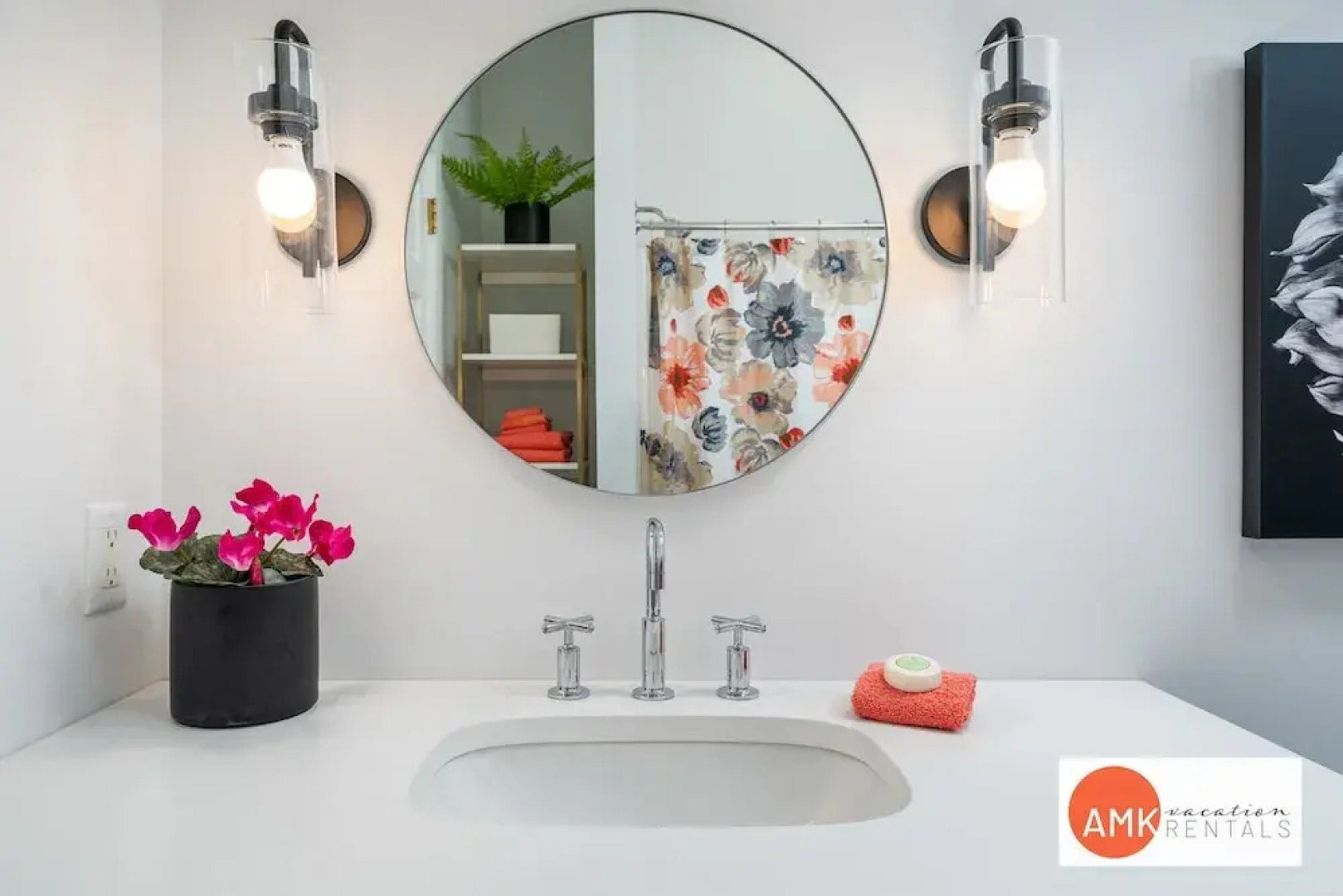 Downtown Douglas Coach House