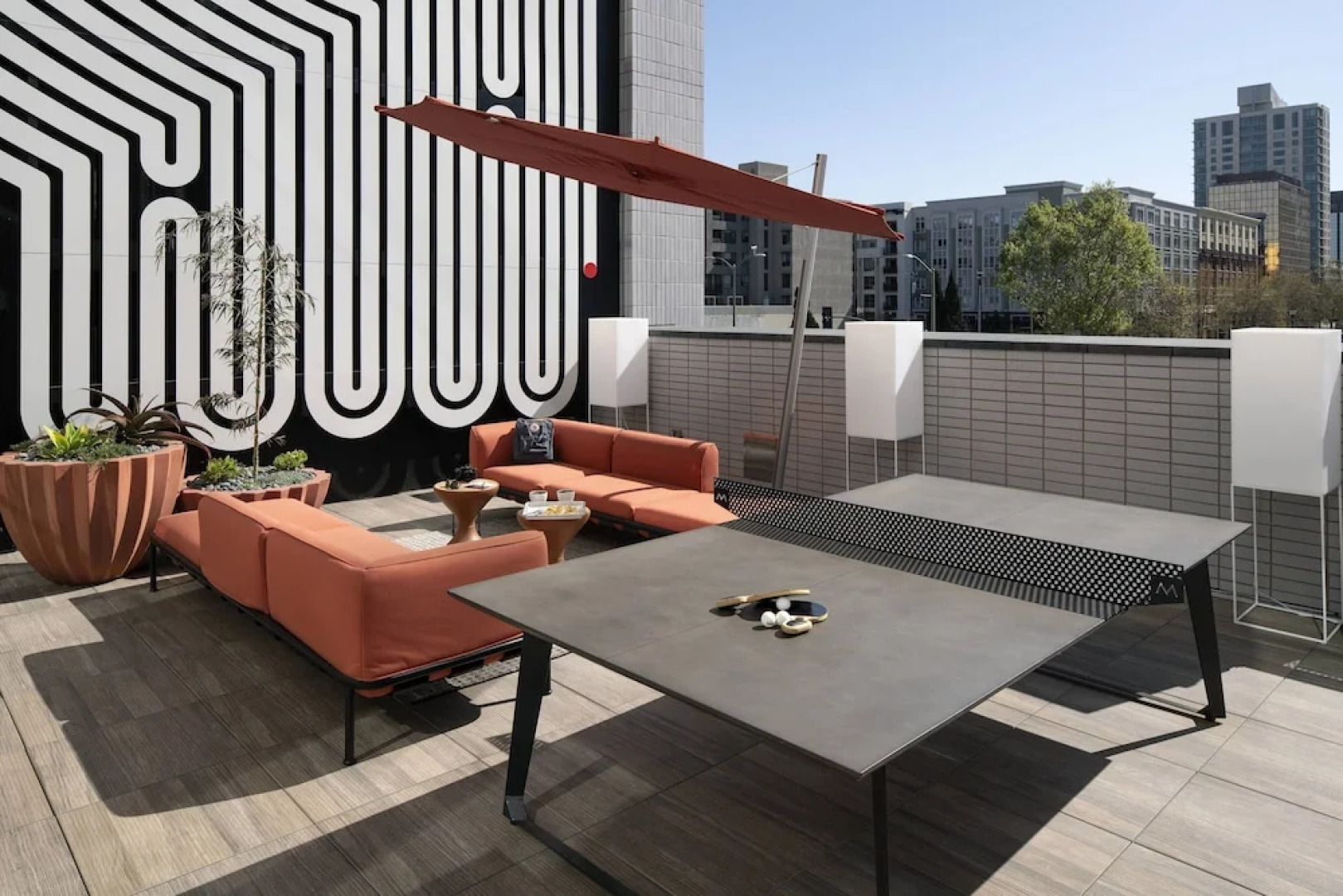 Moxy Oakland Downtown, A Marriott Hotel