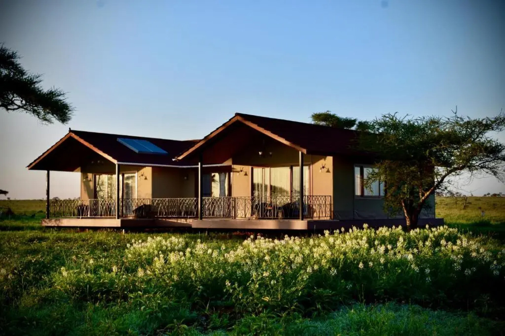 Karibu Camps & Lodges – Serengeti Sametu Camp