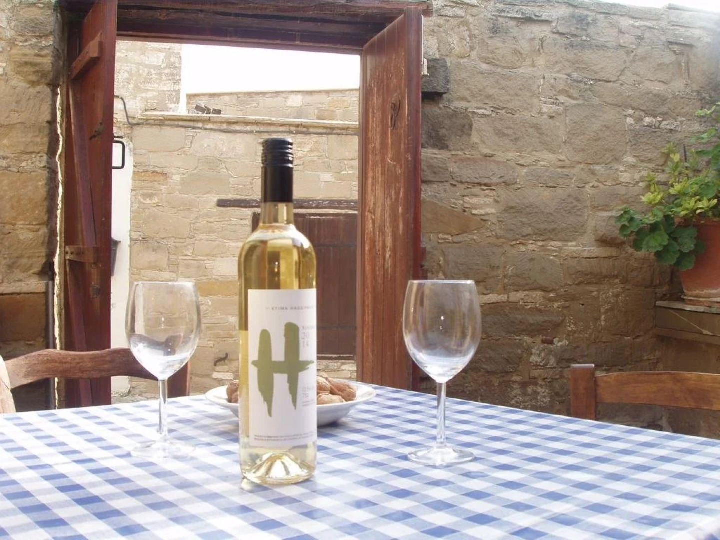 Niovi Traditional Houses