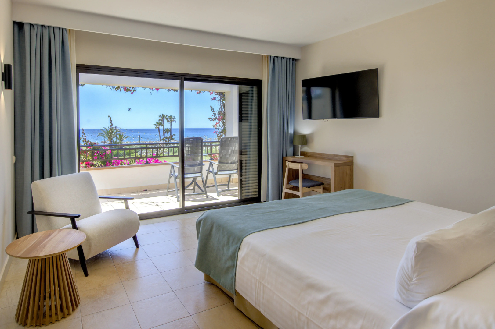 Impressive Playa Granada Golf