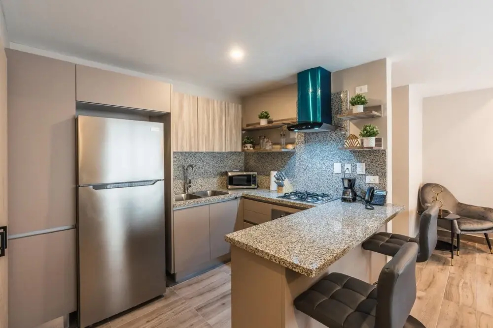 Apartment at Regatta Living II - 204 Fully-equipped