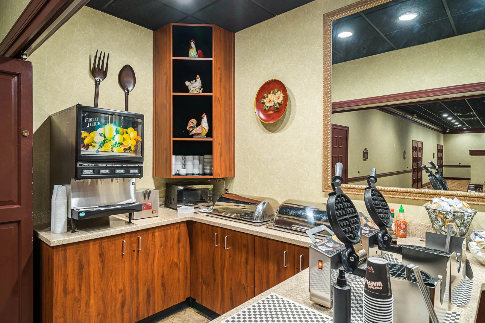 Red Roof Inn & Suites Wilmington - New Castle